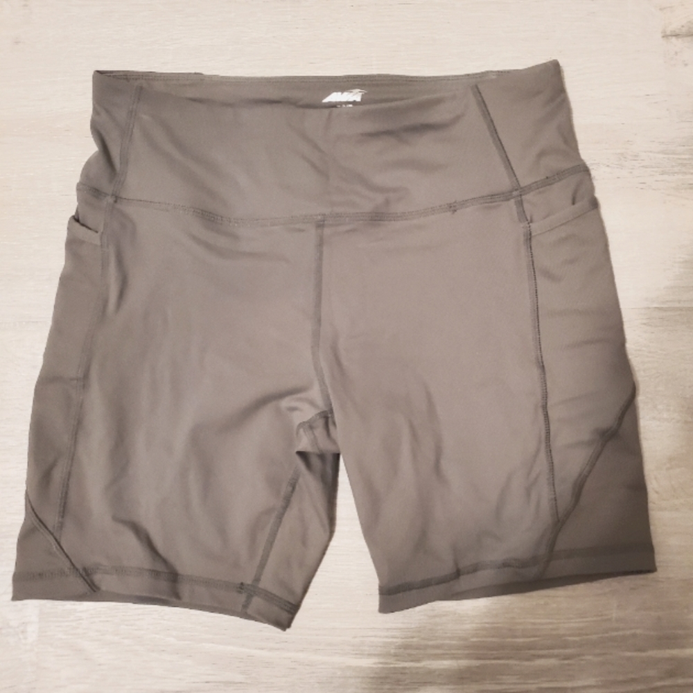 Work out shorts